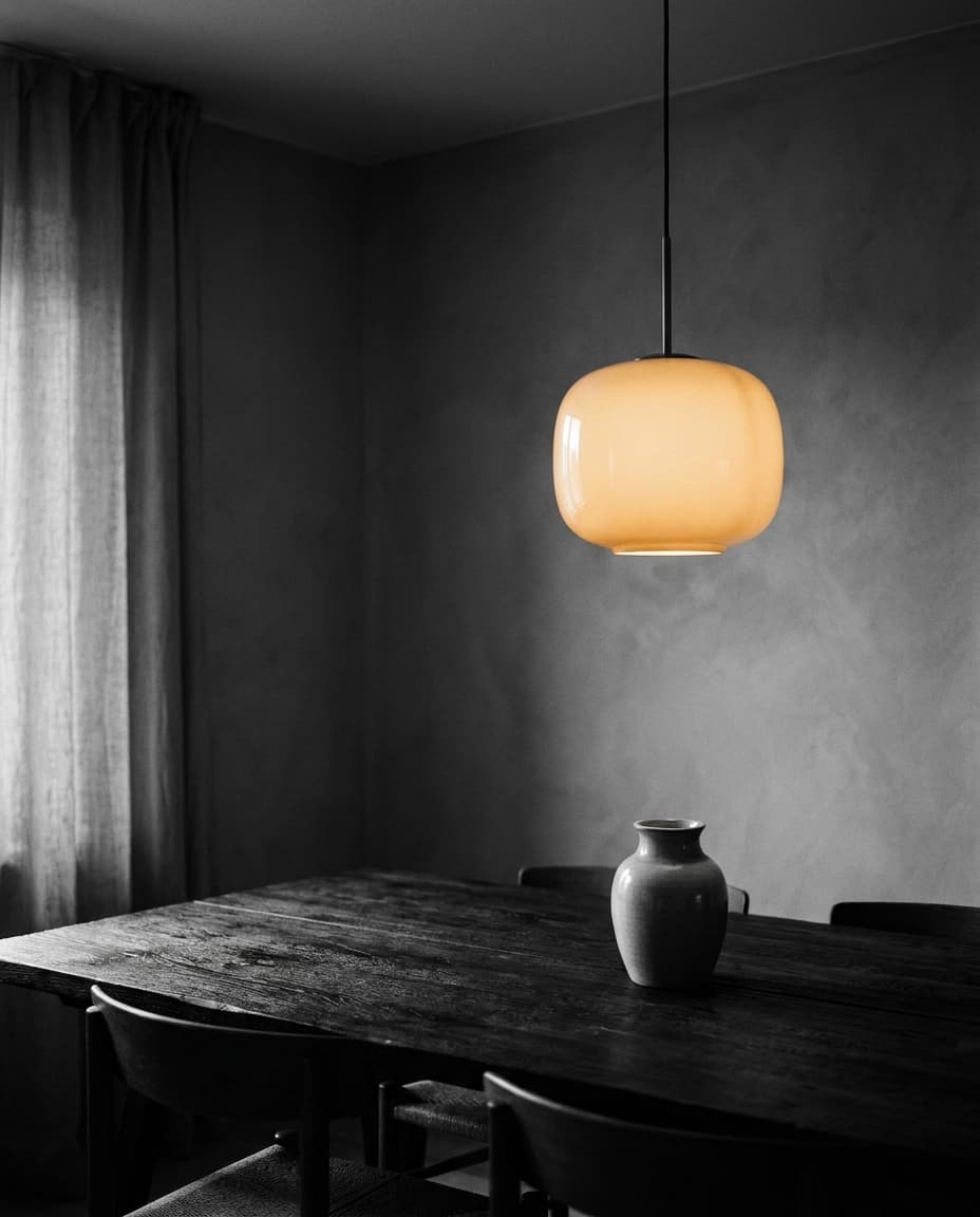Aurea — Pendelleuchten aus Mundgeblasenes Opalglas für Esszimmer · Küche, warmweißes Licht